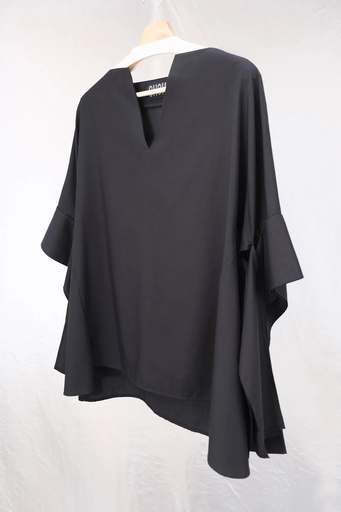 ANYA TOP