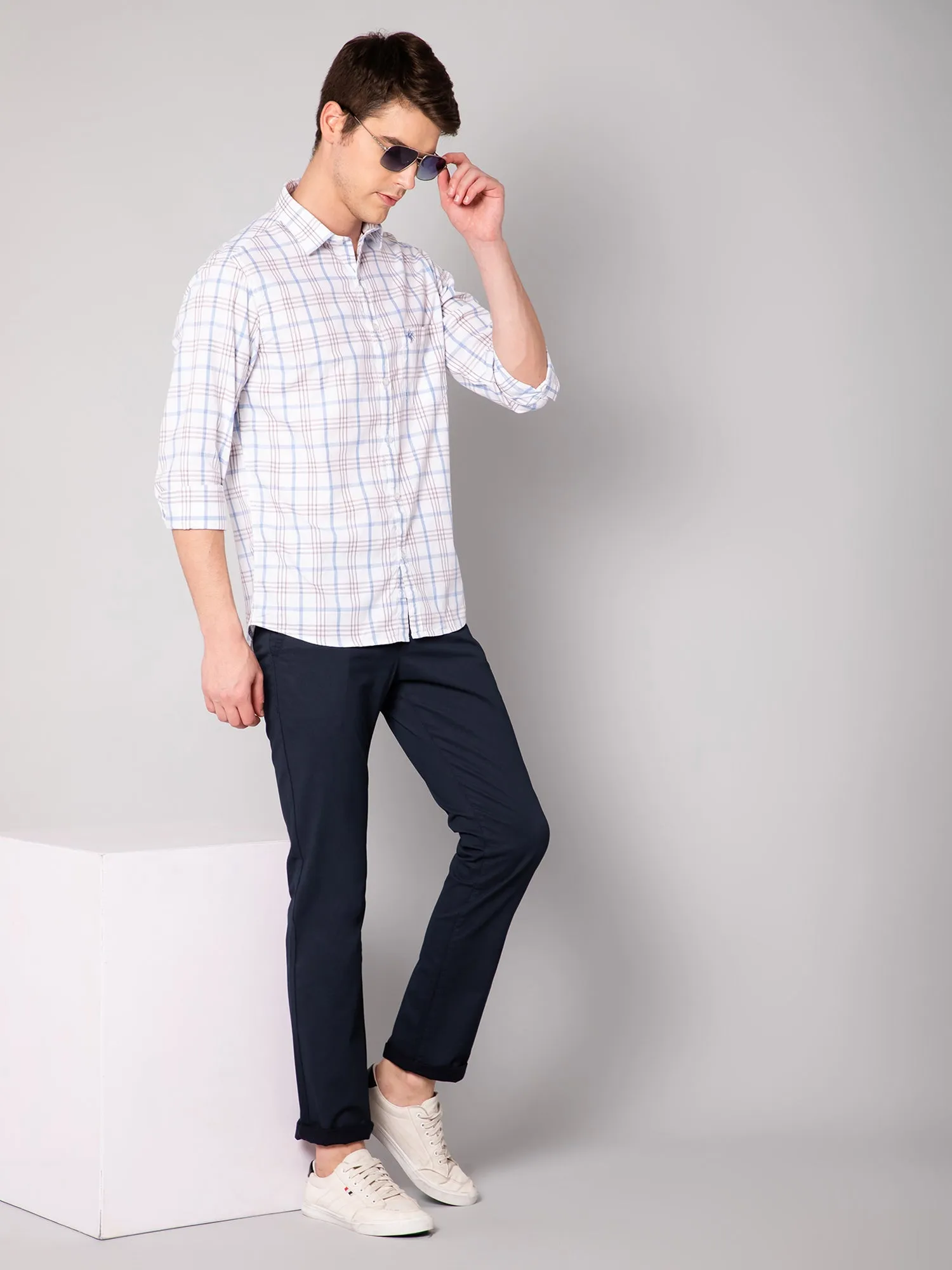 Cantabil Cotton Checkered White Full Sleeve Casual Shirt for Men with Pocket
