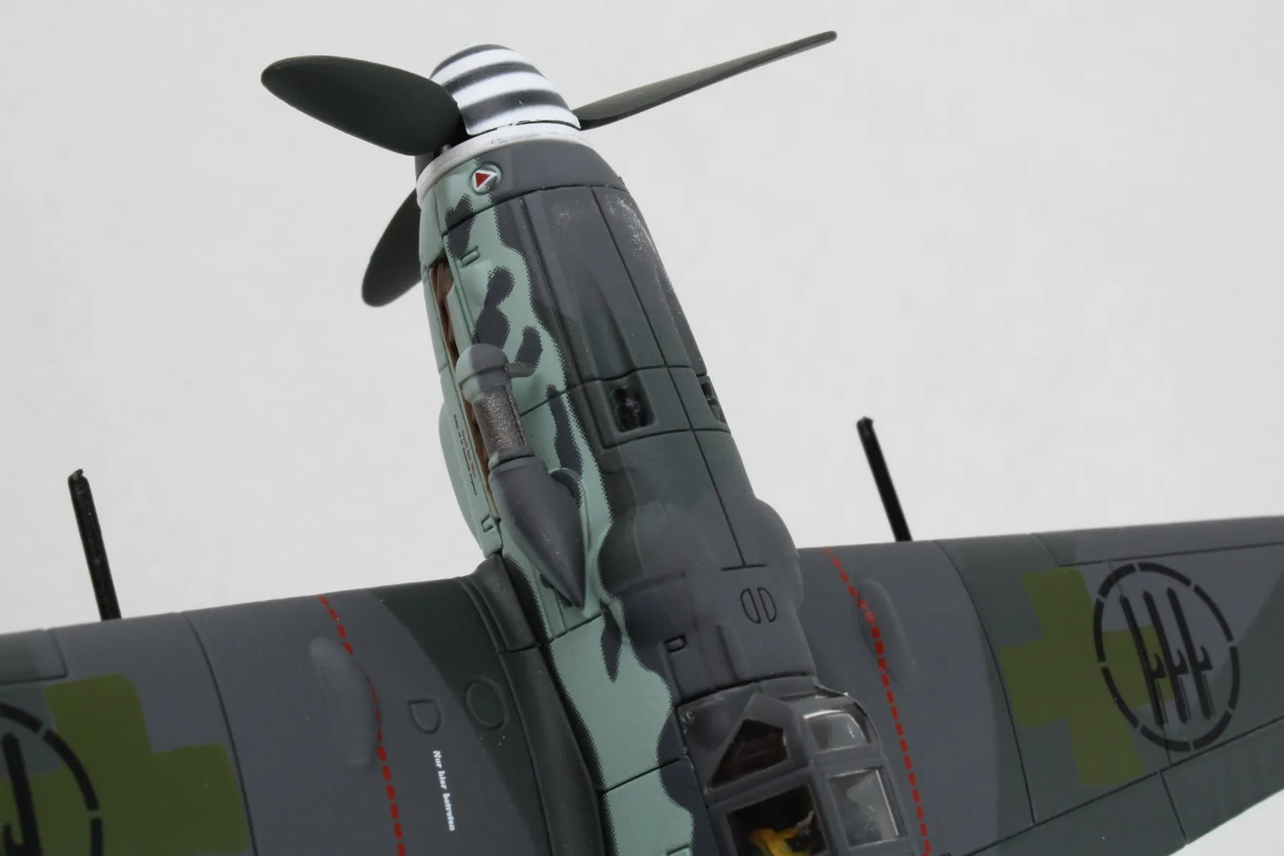 CORGI ME109G-6 1/72 TROP MAGGIORE ANTONIO VIZZOTTO (**)